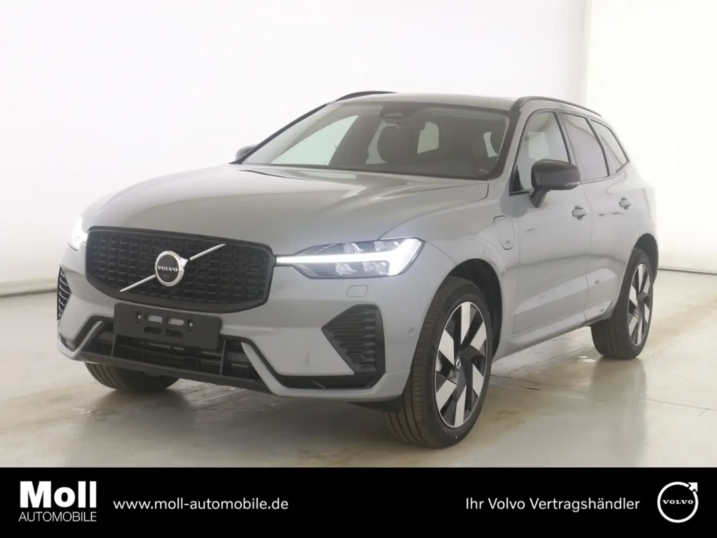 Volvo XC60 Plus Dark Recharge Plug-In Hybrid AWD T8 Twin Engi Grau - 1