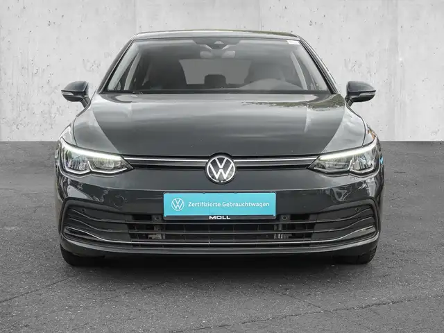 Volkswagen Golf view 3