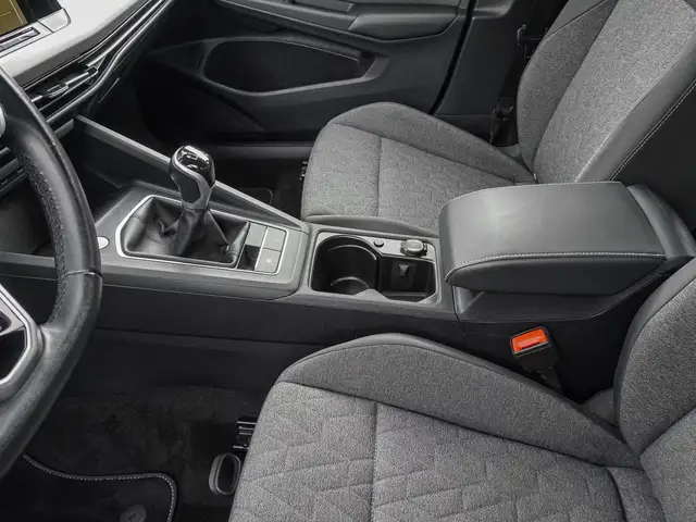 Volkswagen Golf view 14