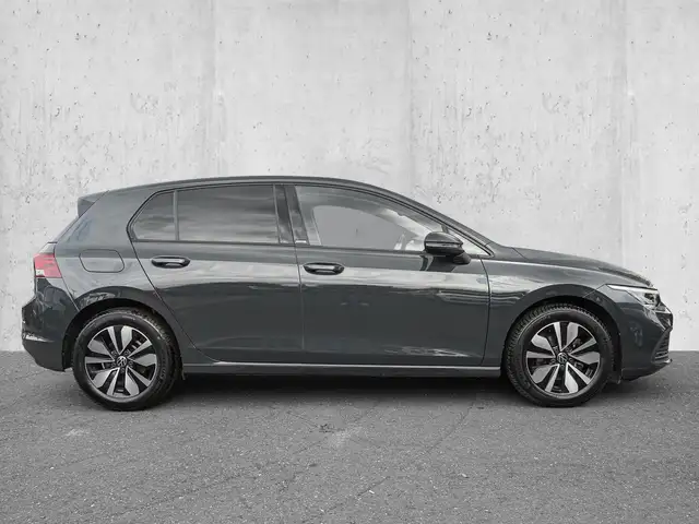 Volkswagen Golf view 5