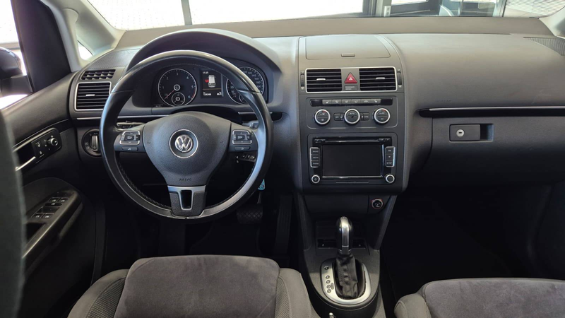 Volkswagen Touran Touran 2.0 TDI DSG Highline *8-Fach*Xenon*Sitzhzg* — photo 7