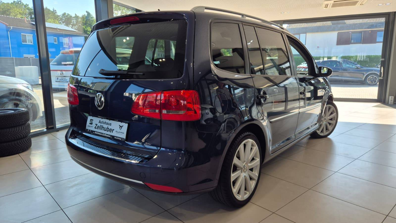 Volkswagen Touran Touran 2.0 TDI DSG Highline *8-Fach*Xenon*Sitzhzg* — photo 4