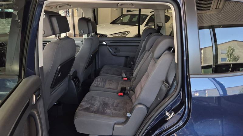 Volkswagen Touran Touran 2.0 TDI DSG Highline *8-Fach*Xenon*Sitzhzg* — photo 14
