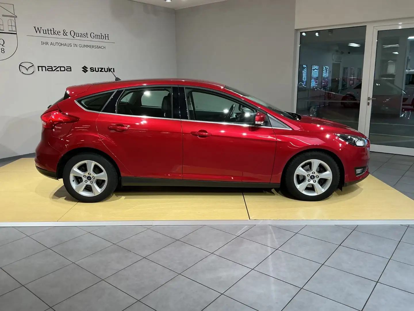 Ford Focus Lim. Titanium*Automatik*Leder* Rot - 2