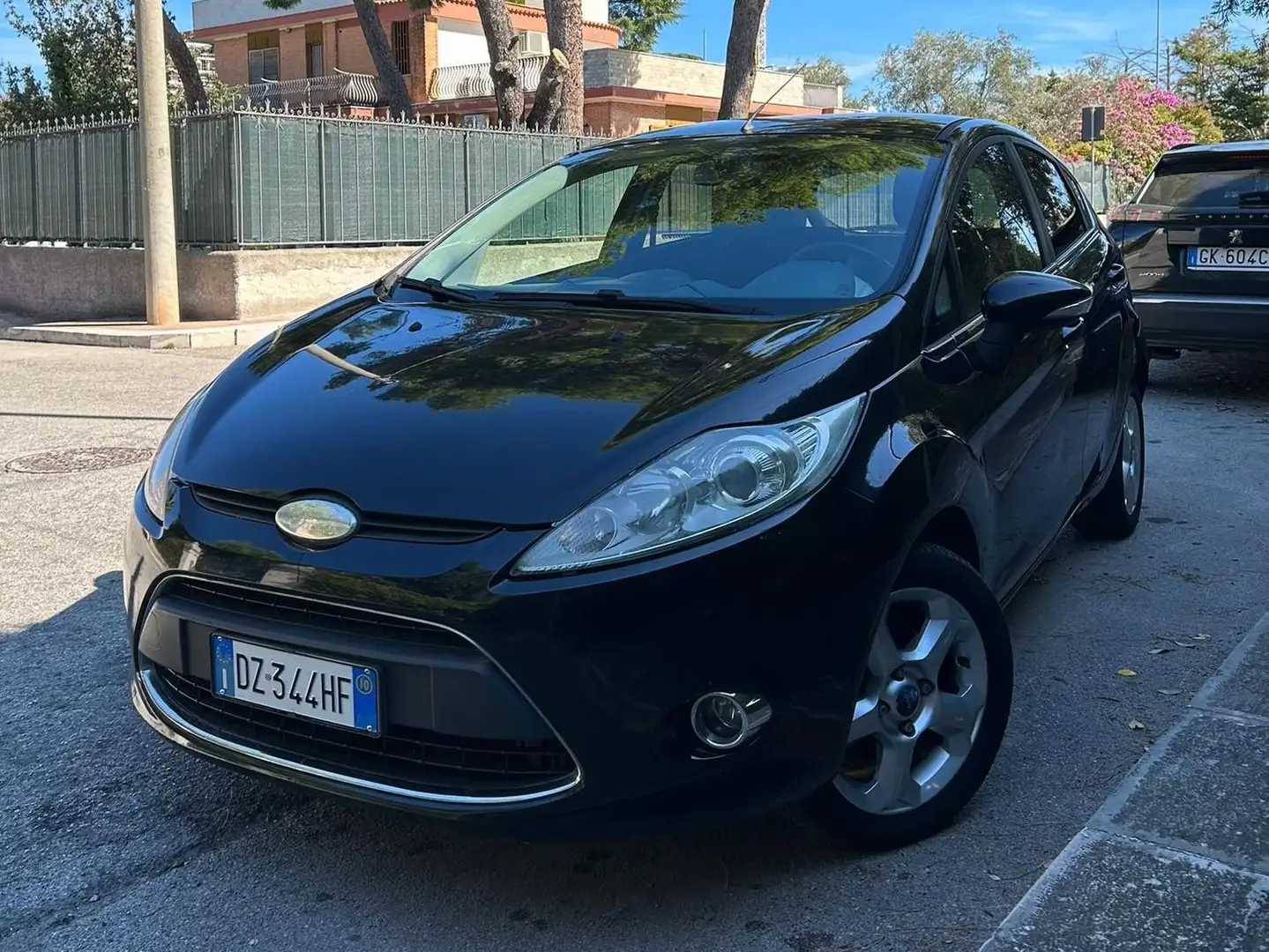 Ford Fiesta Fiesta 5p 1.4 16v Titanium c/esp Gpl E5 Nero - 2
