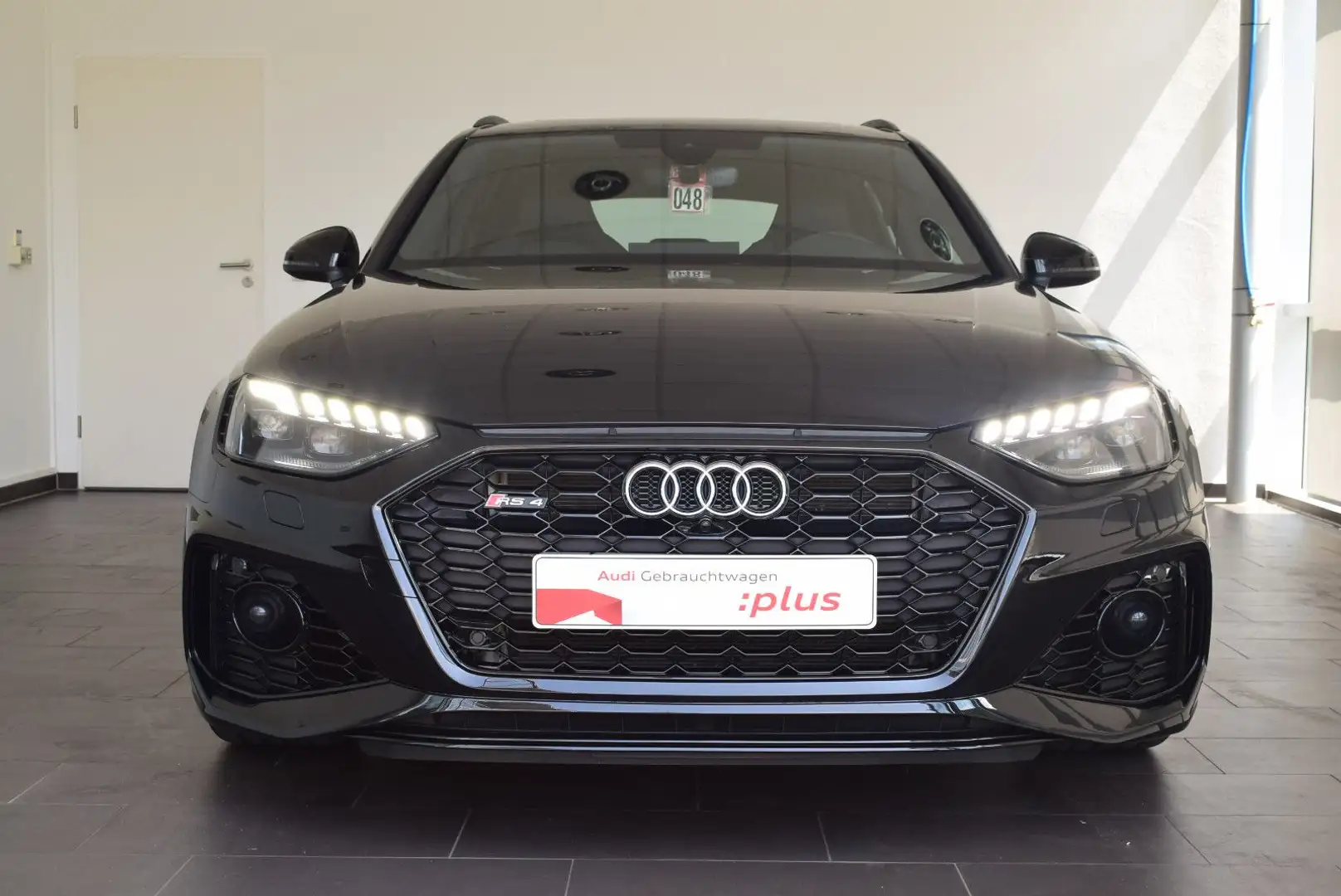 Audi RS4 Avant Dynamic+Matrix+B&O+Pano+Memory+280 kmh Fekete - 2