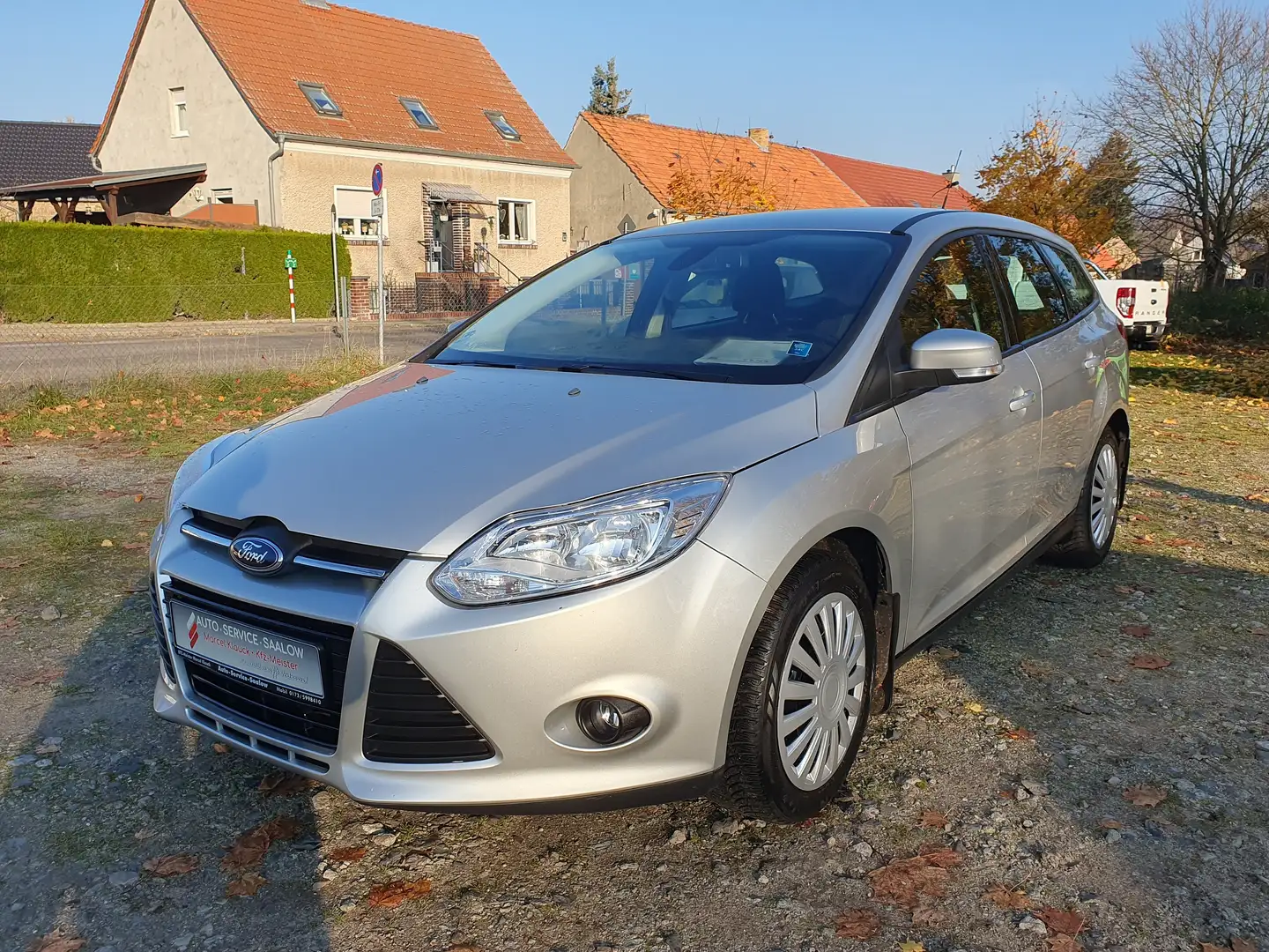 Ford Focus Klima, SHZ , NAVI, ,Allwetterreifen,HU NEU! Silber - 1