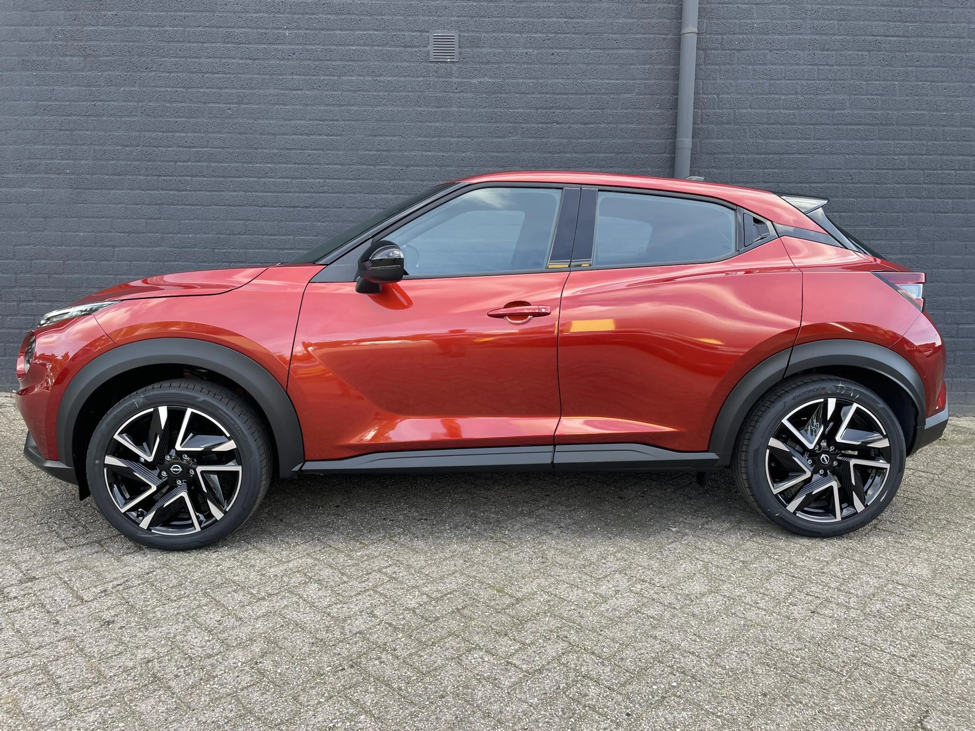 Nissan Juke 1.6 Hybrid N-Connecta | Fuji Sunset | Nu uit voorr — photo 4