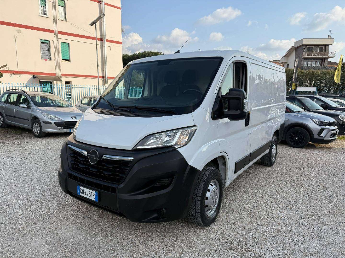 Opel Movano