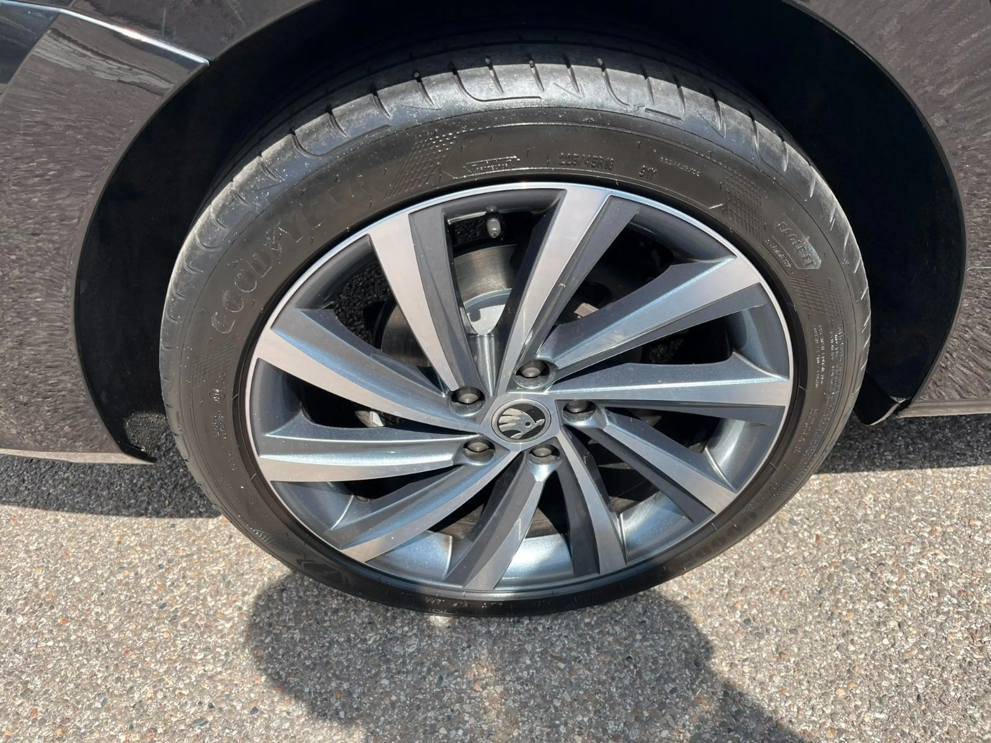Skoda Octavia Combi Style First Edition 2.0 TDI DSG — photo 9