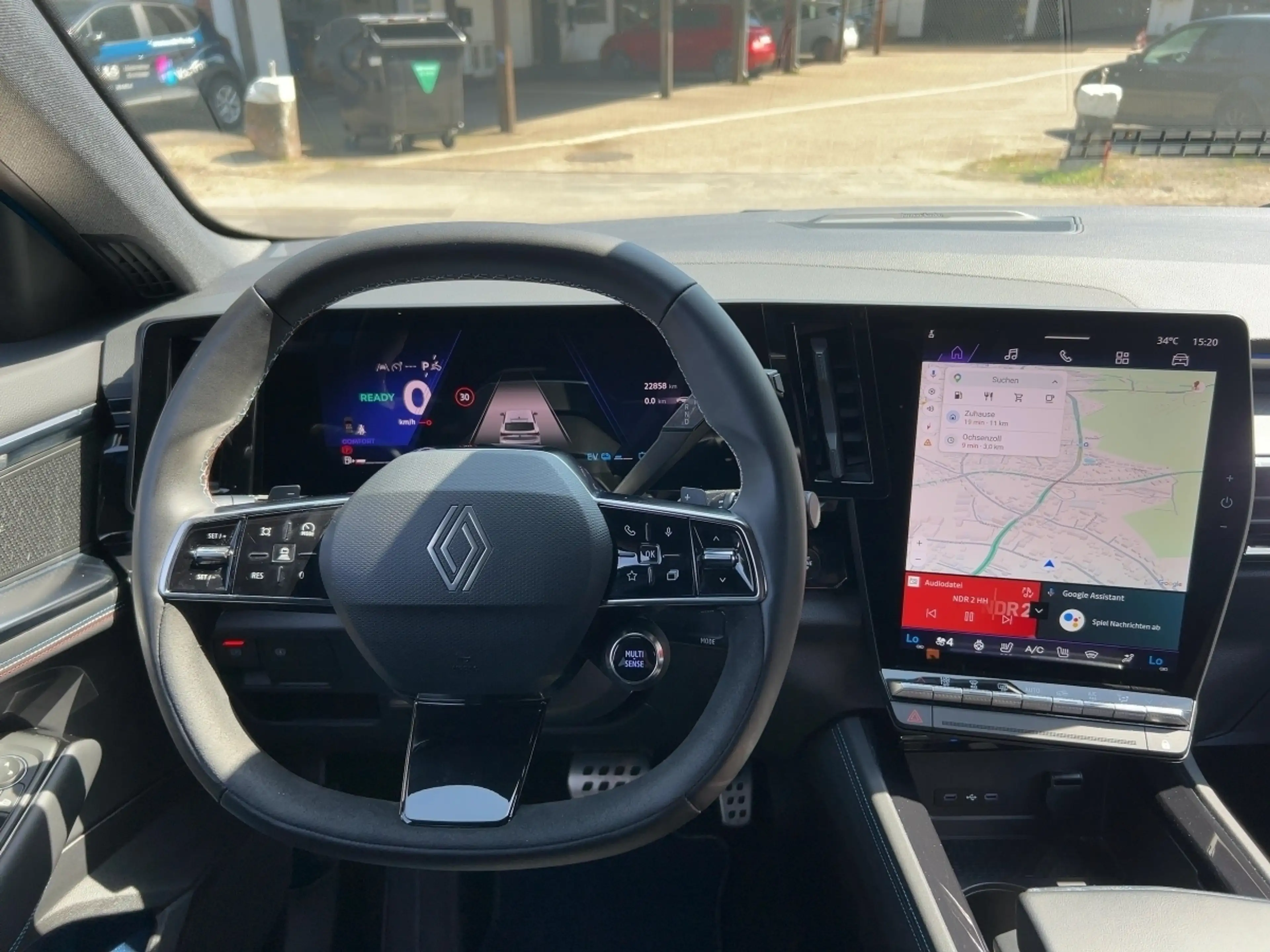 Renault Rafale E-TECH Hybrid 200 Esprit Alpine — photo 9