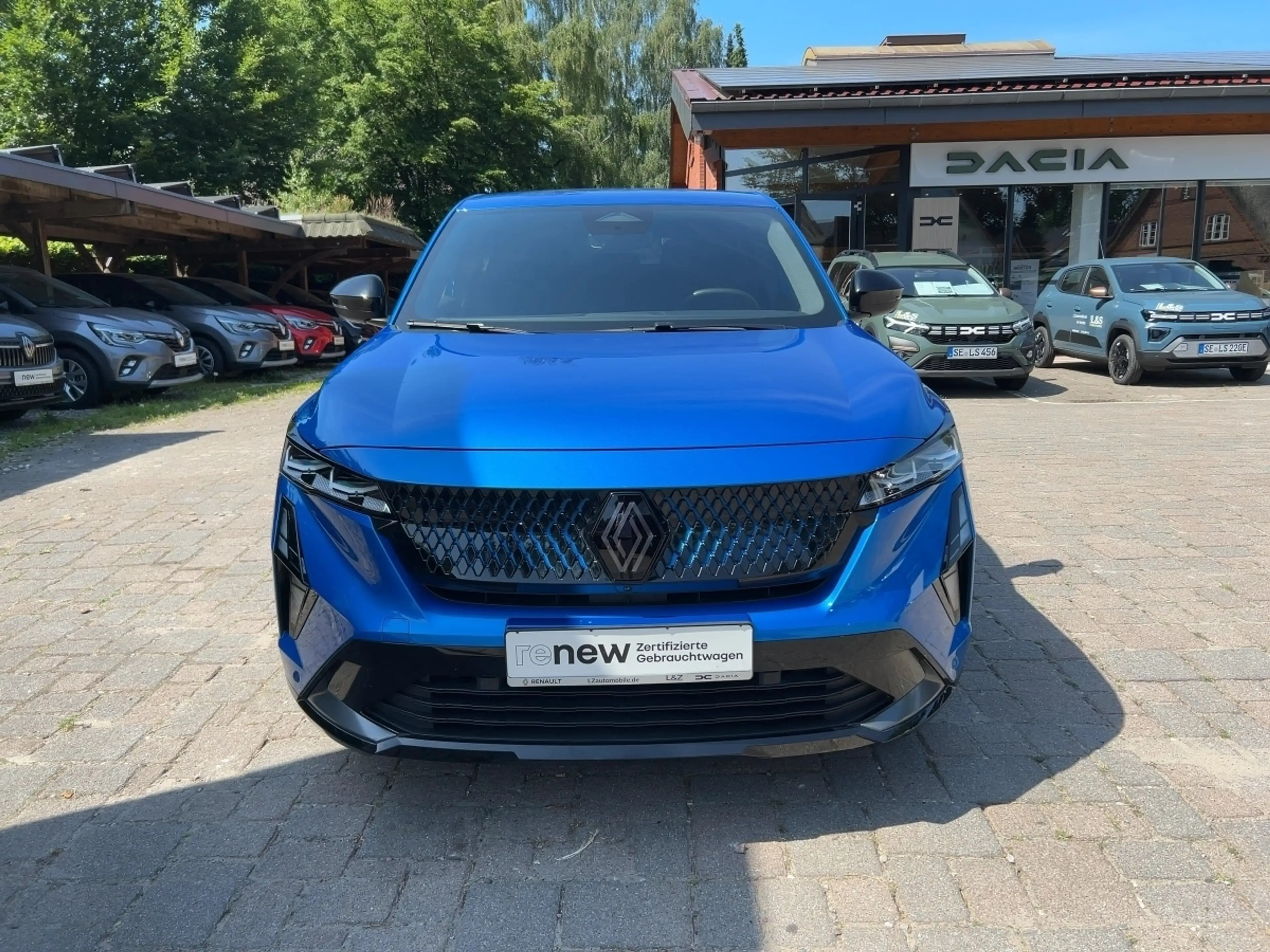 Renault Rafale E-TECH Hybrid 200 Esprit Alpine — photo 6