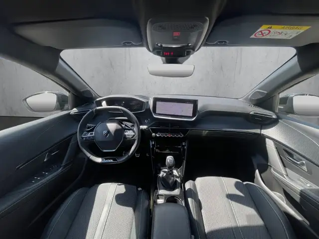 Peugeot 208 view 12