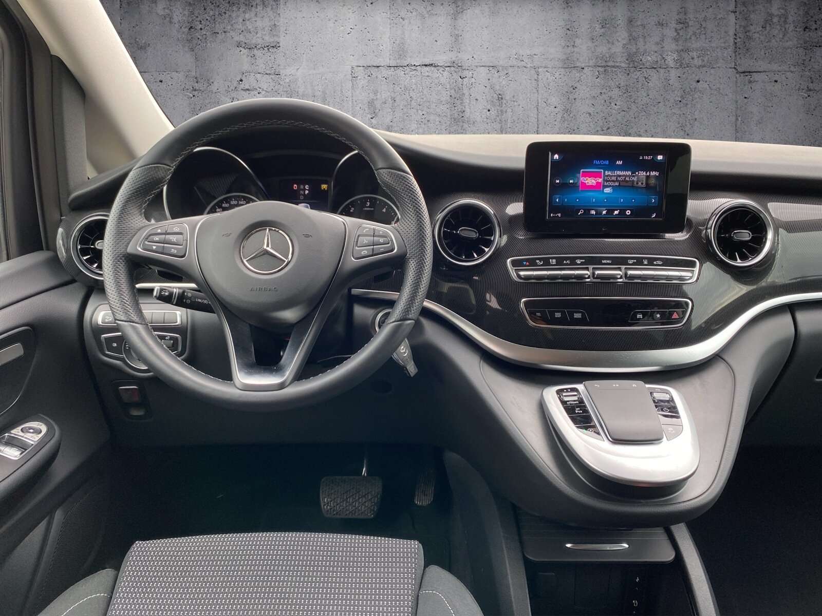 Mercedes-Benz V 250