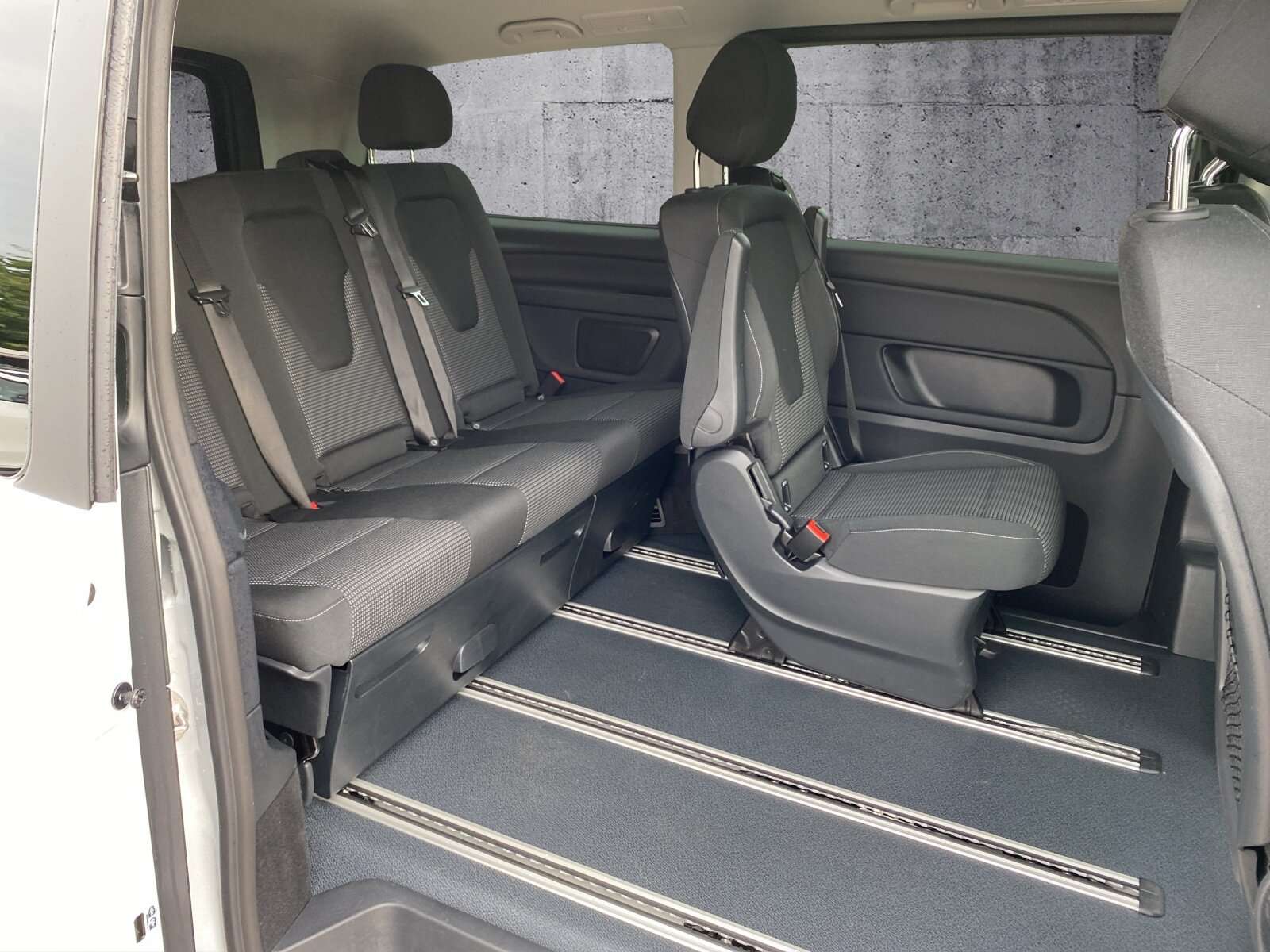 Mercedes-Benz V 250