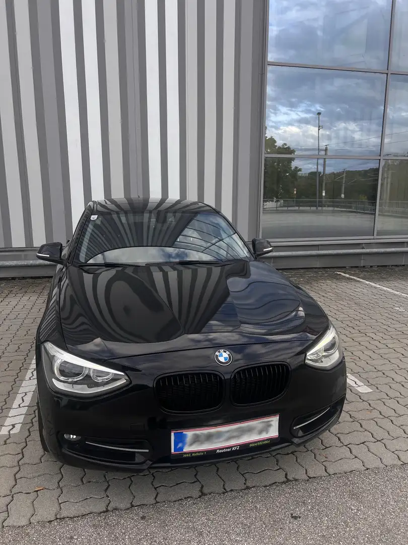 BMW 116 BMW 116d Sport Line Schwarz - 1
