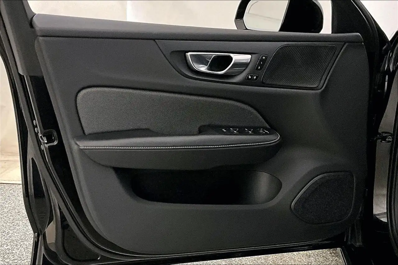 Volvo V60 снимка Volvo V60