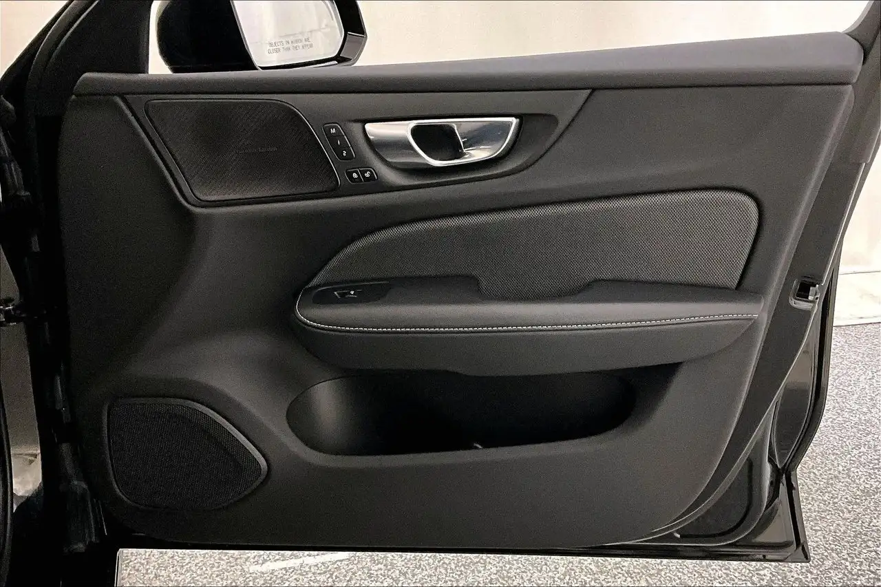 Volvo V60 снимка Volvo V60