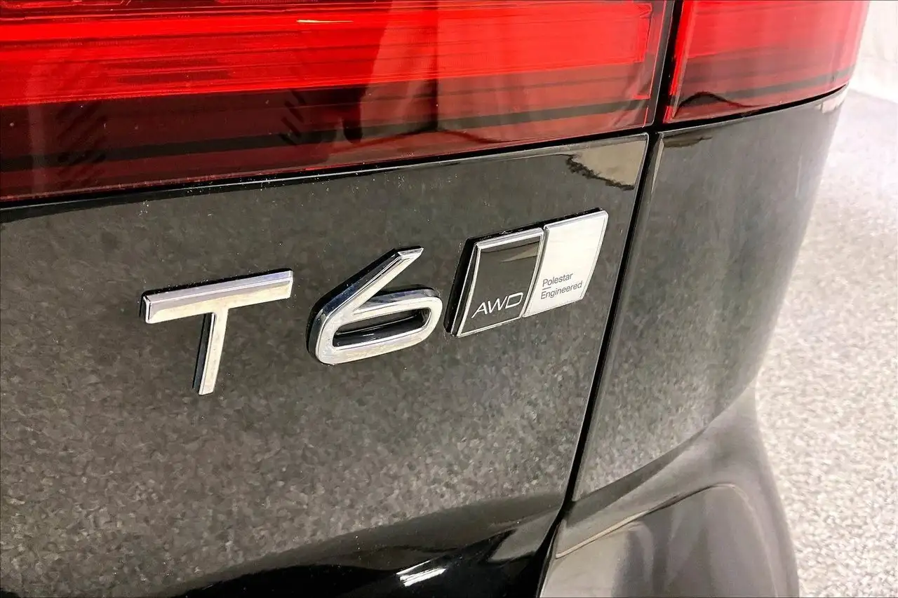 Volvo V60 снимка Volvo V60