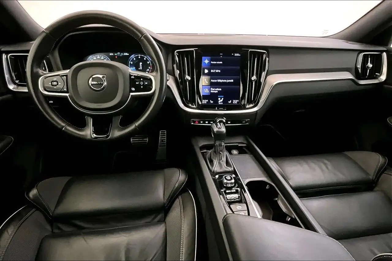 Volvo V60 снимка Volvo V60
