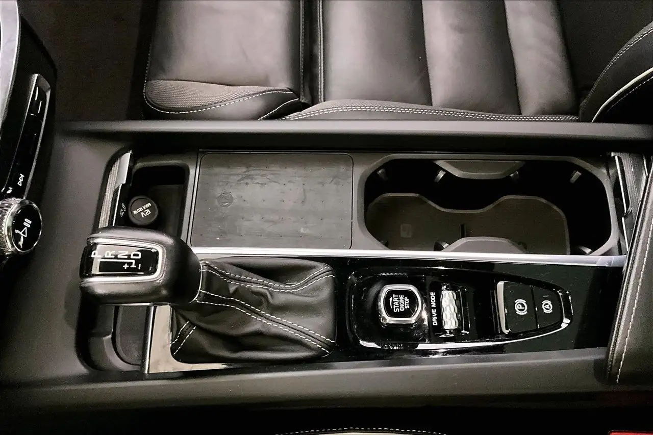 Volvo V60 снимка Volvo V60