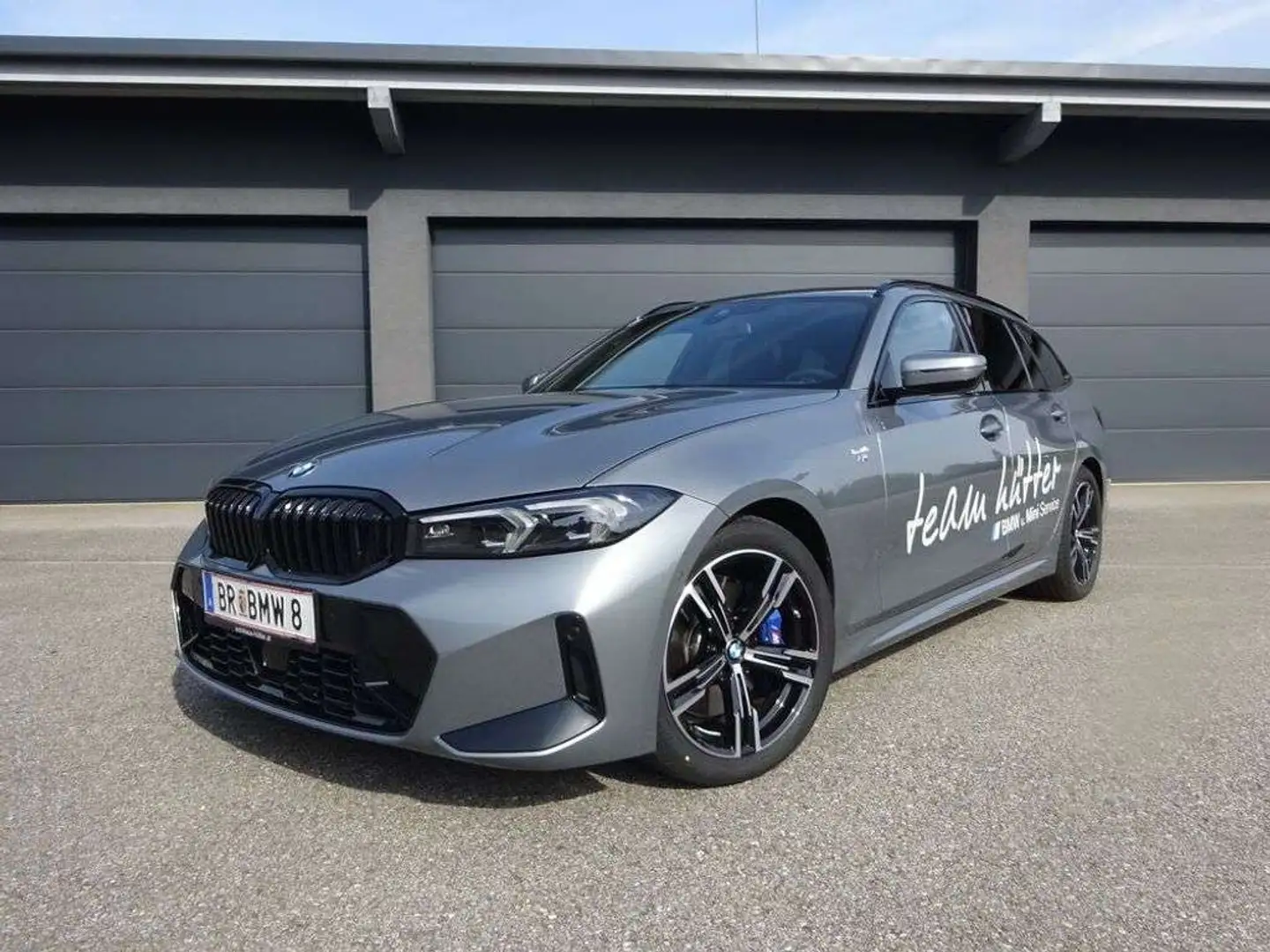 BMW 316 d 2.0d M AHK, ACC, El. Sitz, Keyless, RFK Grau - 2