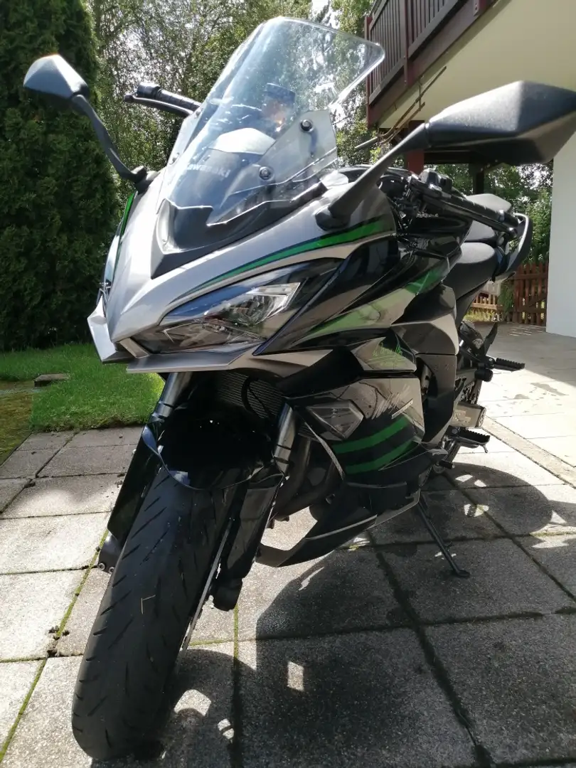 Kawasaki Ninja 1000SX KD+Bereifung neu, NAVI, 4900 km Gris - 1
