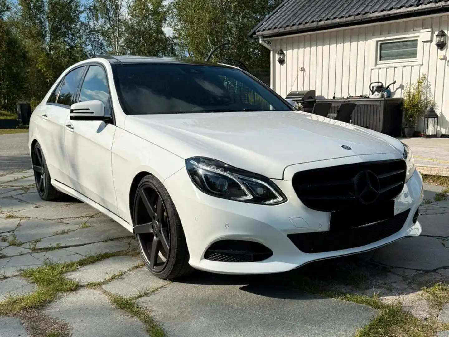 Mercedes-Benz E 200 E 200 BlueTEC 7G-TRONIC Avantgarde Weiß - 1