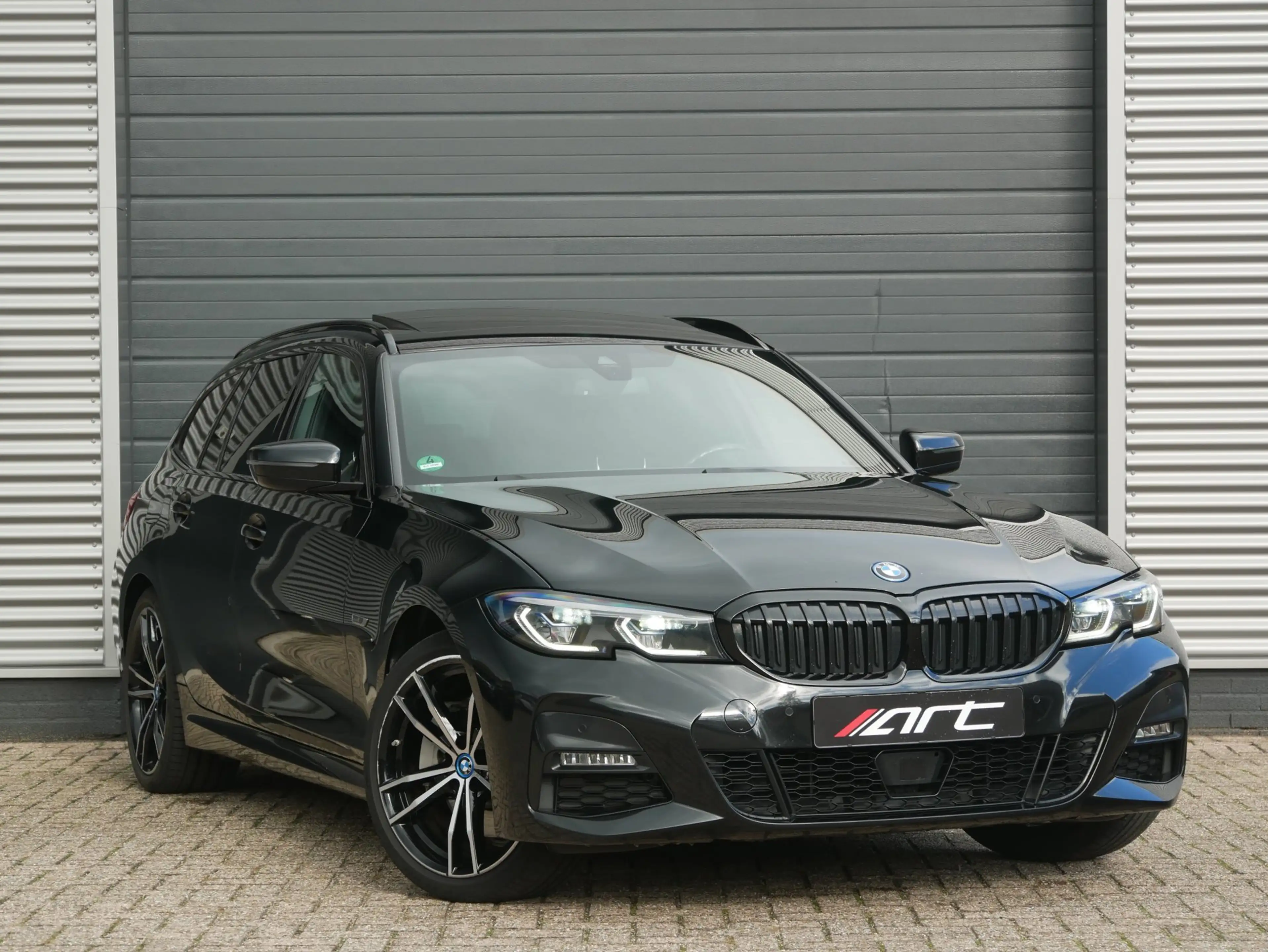 BMW 330 3-serie Touring 330e M-Sport, Pano, Trekhaak, Lase