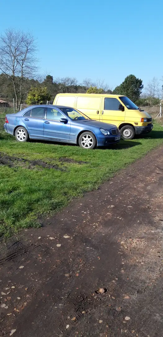 Mercedes-Benz C 270 plava - 1