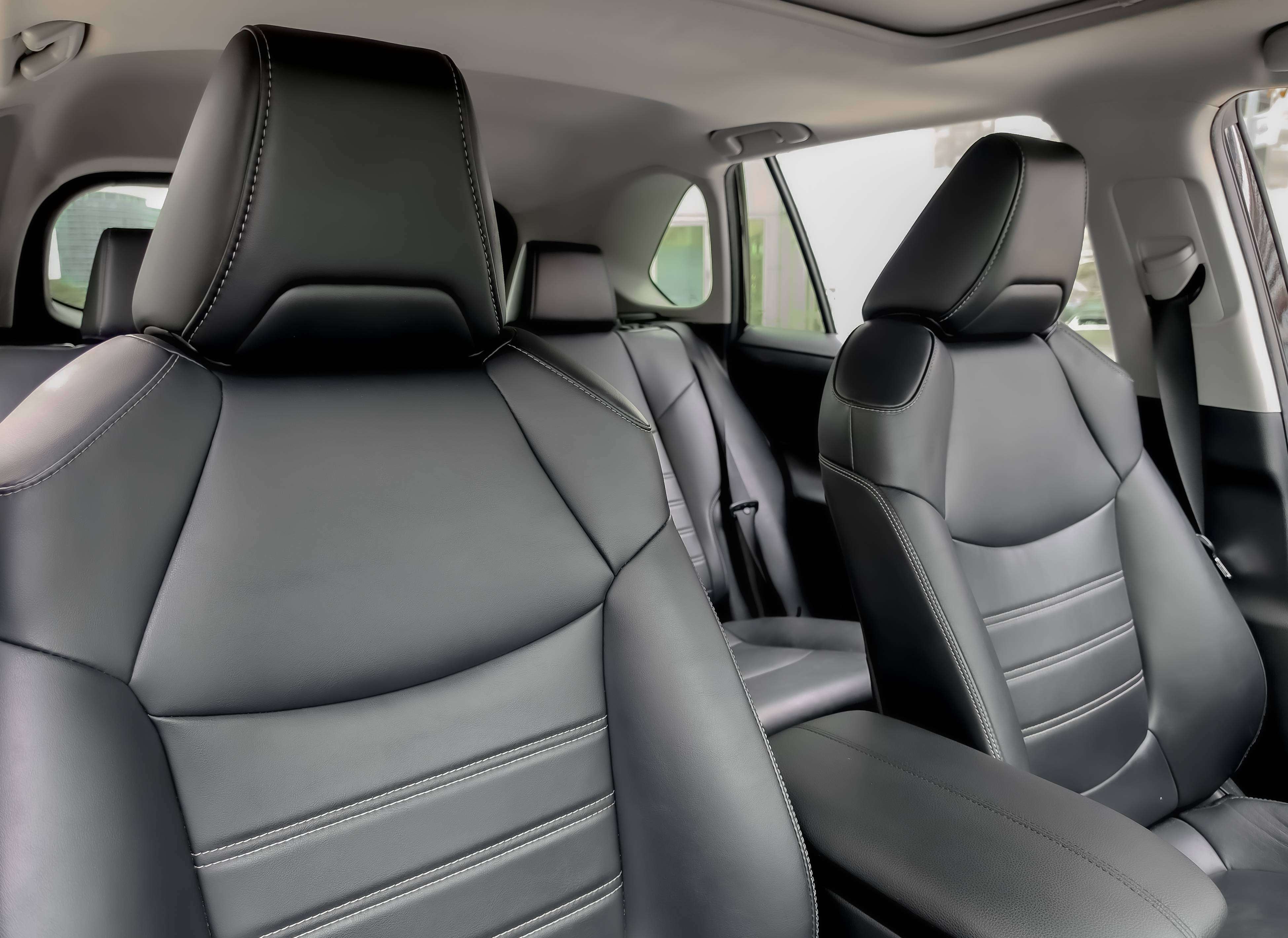 used 2020 Toyota RAV4 car, priced at $26,550