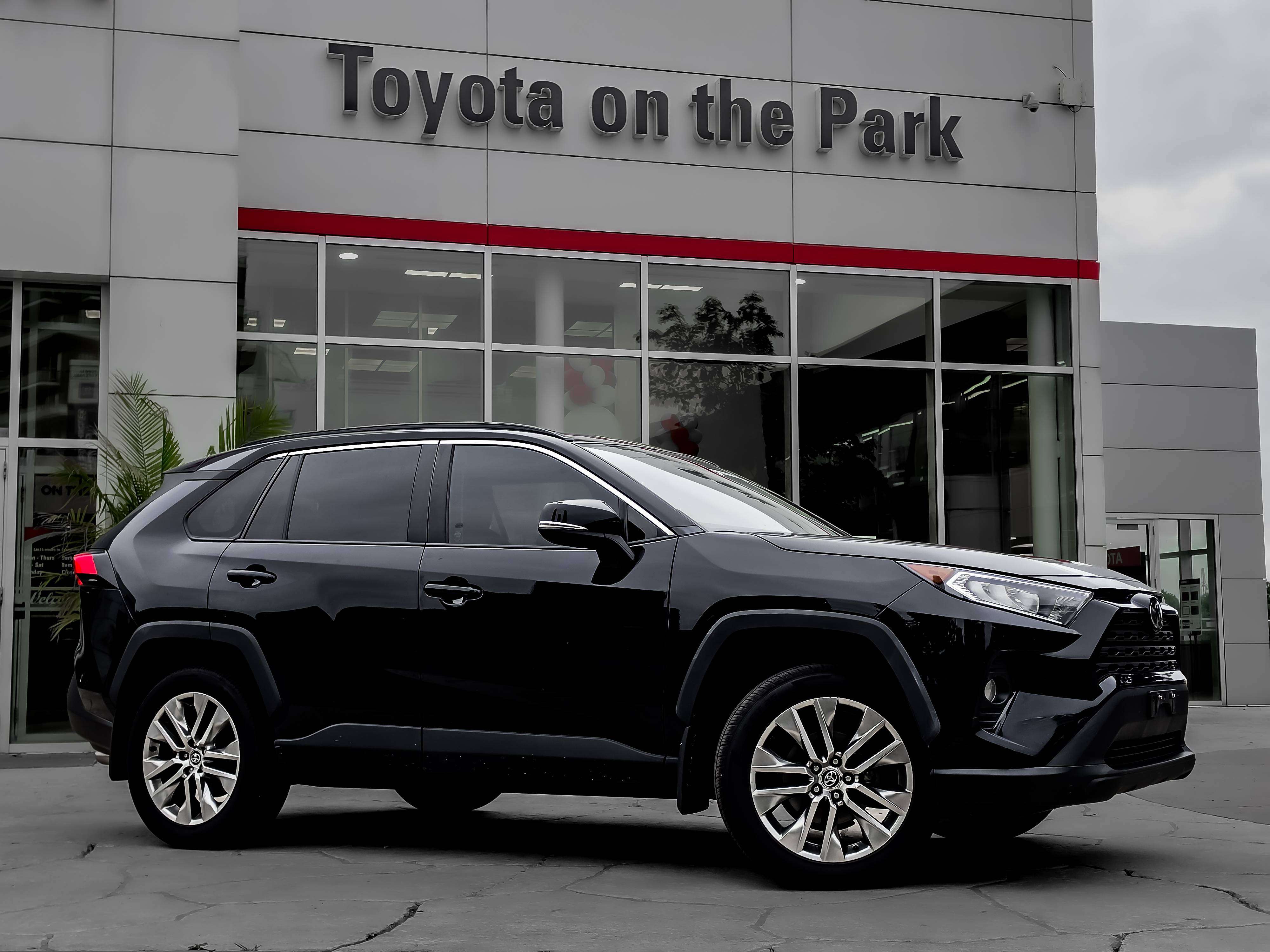 used 2020 Toyota RAV4 car, priced at $26,550