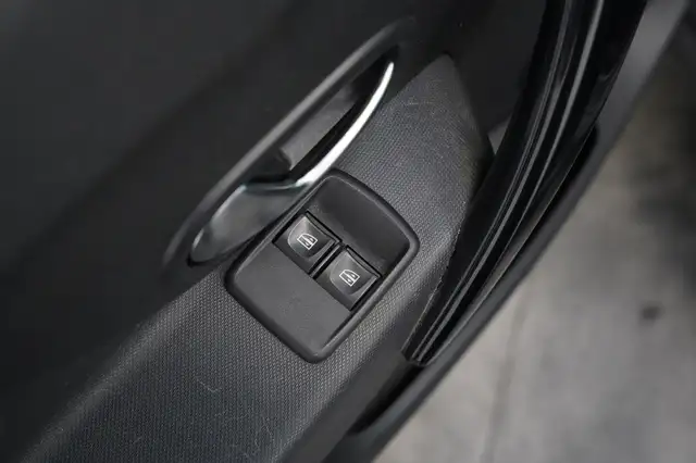 Dacia Sandero view 11