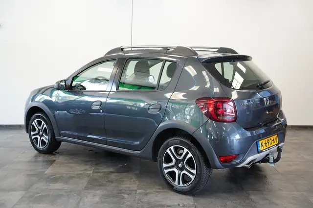 Dacia Sandero view 3