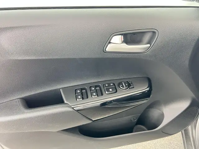 Kia Picanto view 11
