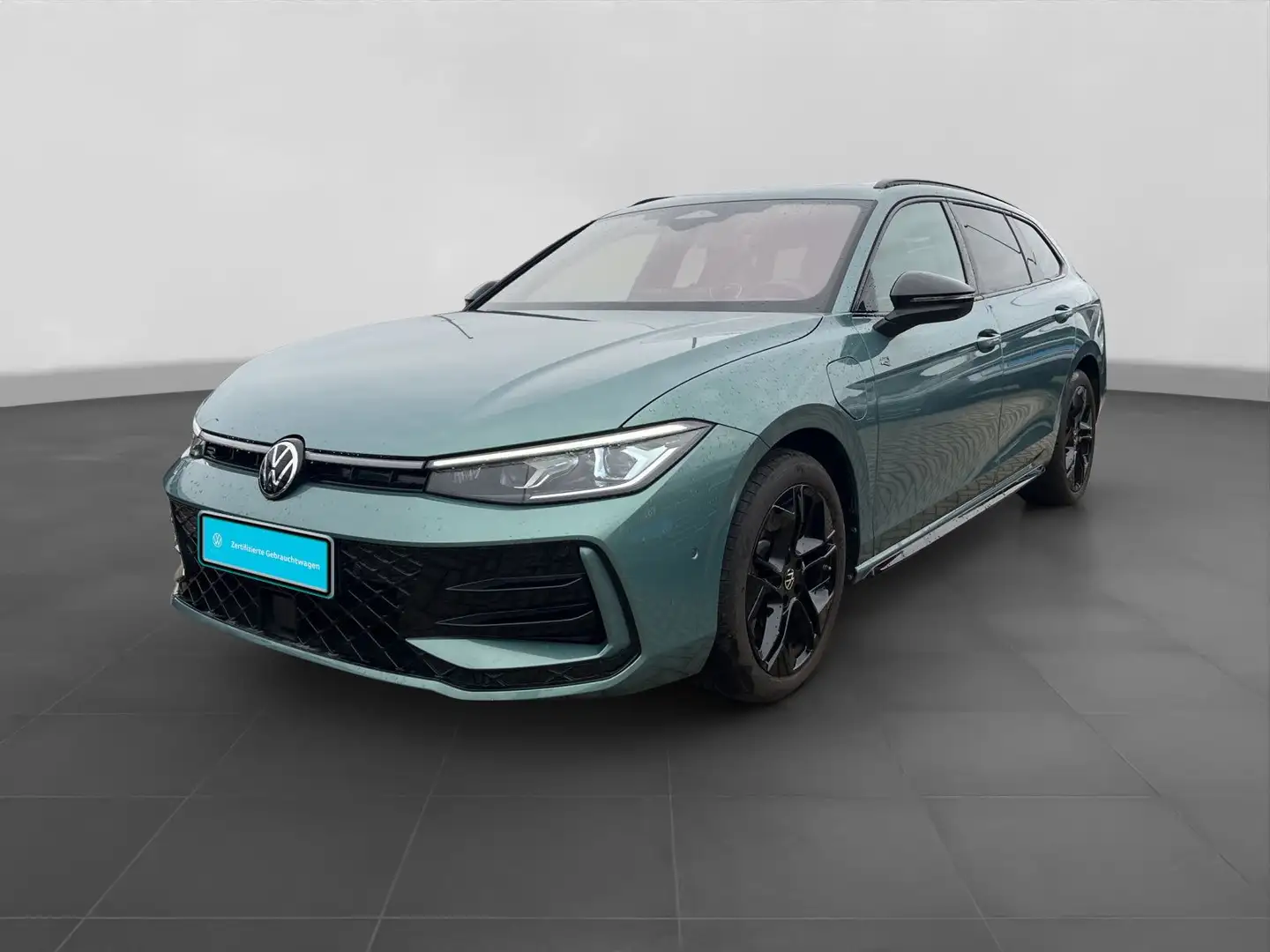 Volkswagen Passat Variant 1.5 TSI eHybrid R-LINE 272PS UPE7 Grün - 2