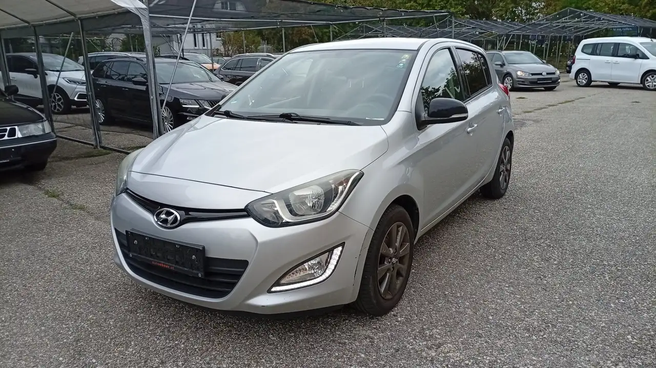Hyundai i20