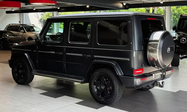 Mercedes-Benz G-Class view 7