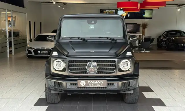 Mercedes-Benz G-Class view 3