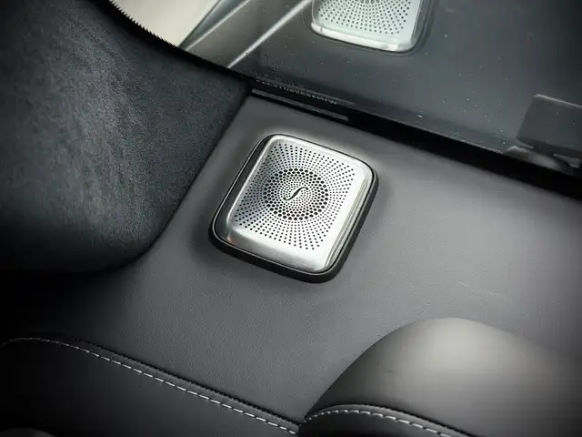 Mercedes-Benz G-Class view 14