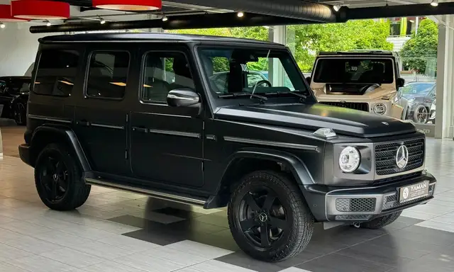 Mercedes-Benz G-Class view 4