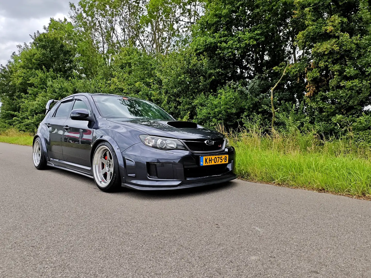Subaru Impreza 2.5 WRX STI Grijs - 1