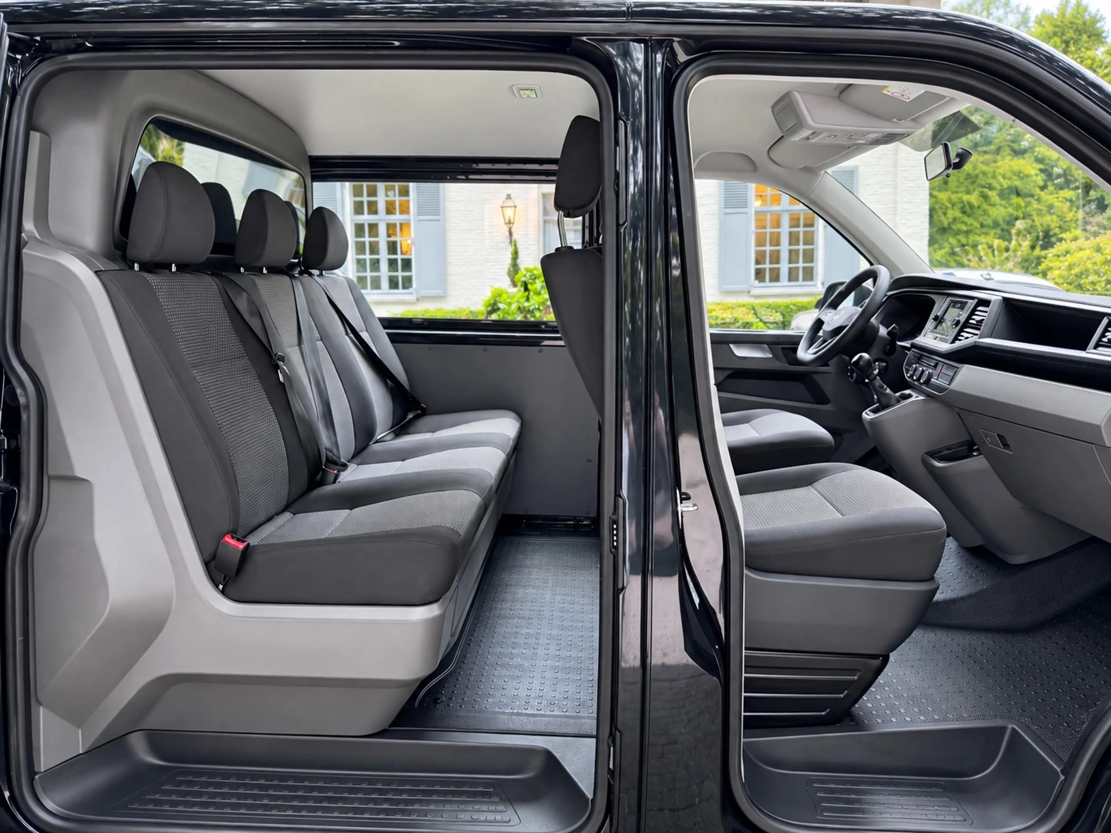 Volkswagen T6.1 Transporter 2.0 TDI • 150 PK • Dubbele Cabine • 5-Zit • Camera — photo 15