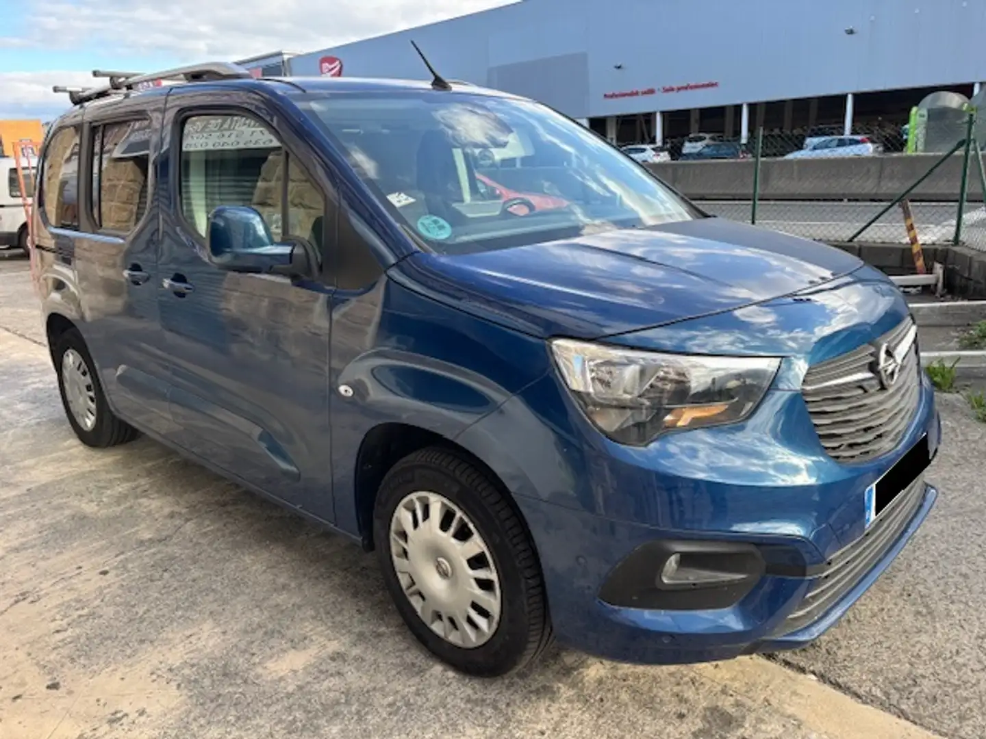 Opel Combo Life 1.2 T S/S Selective L Azul - 1