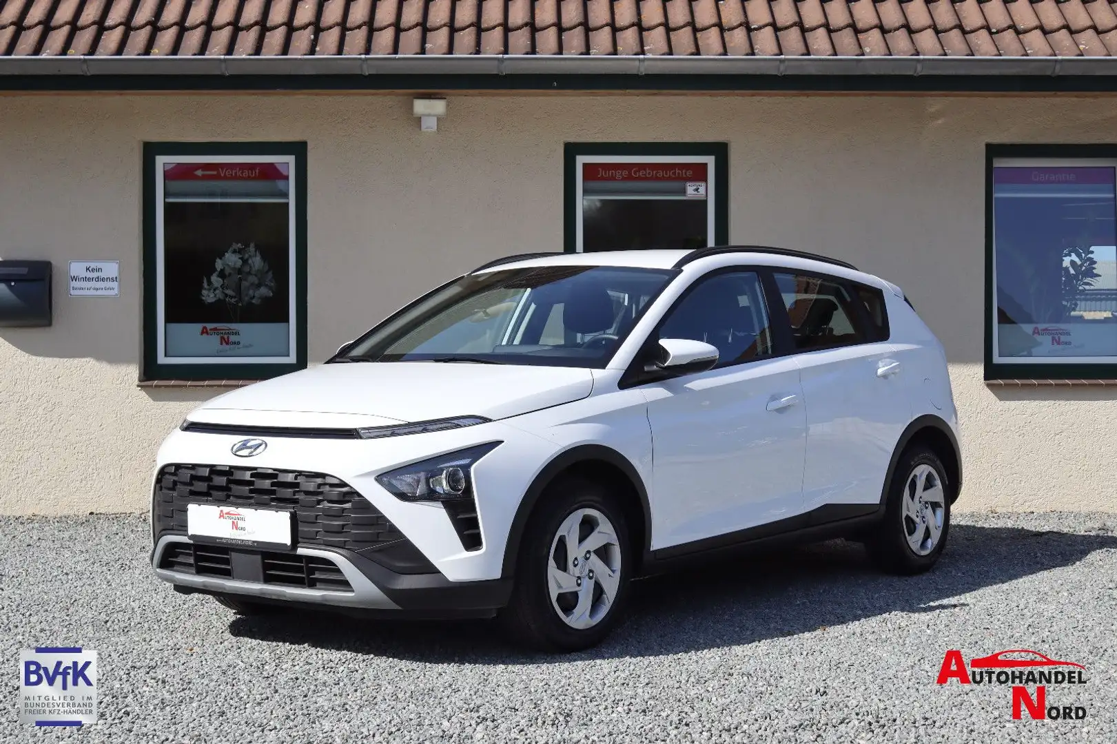 Hyundai BAYON 1,2MPI Pure PDC/Kamera/Klima/Lenkradheiz. Bianco - 1