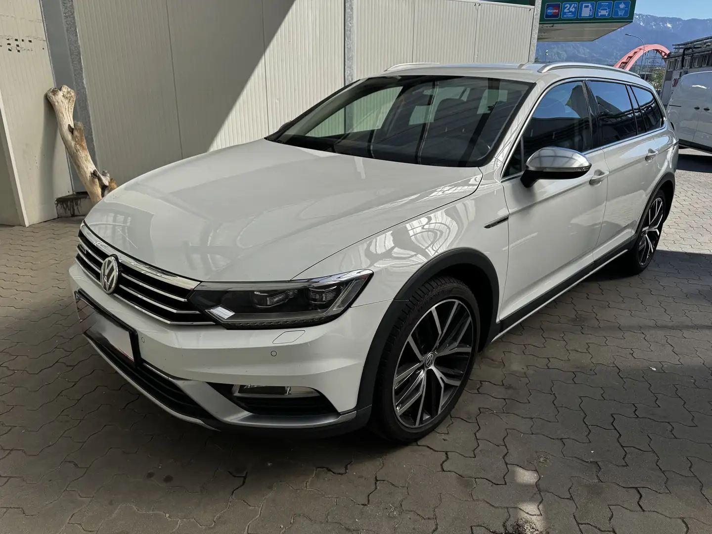 Volkswagen Passat Alltrack 2.0 TDI SCR 4Motion DSG (BMT) - 2