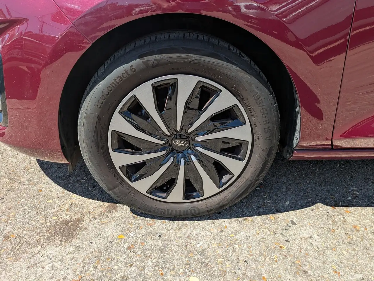 Ford Fiesta Active — photo 12