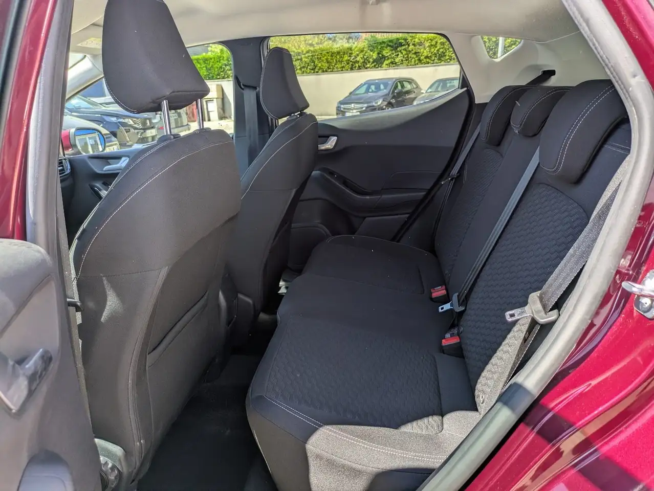 Ford Fiesta Active — photo 18