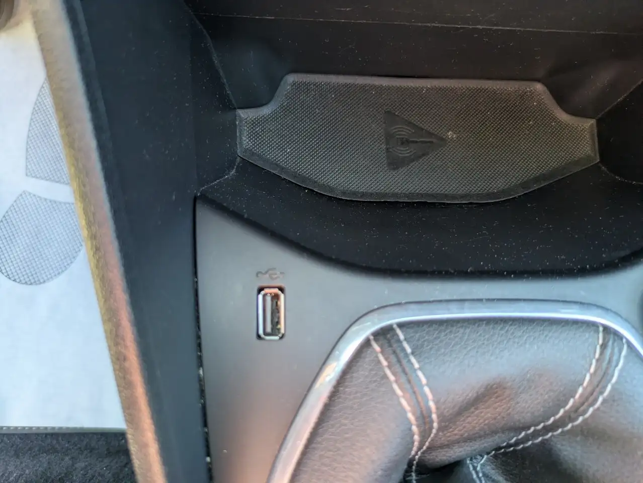 Ford Fiesta Active — photo 37