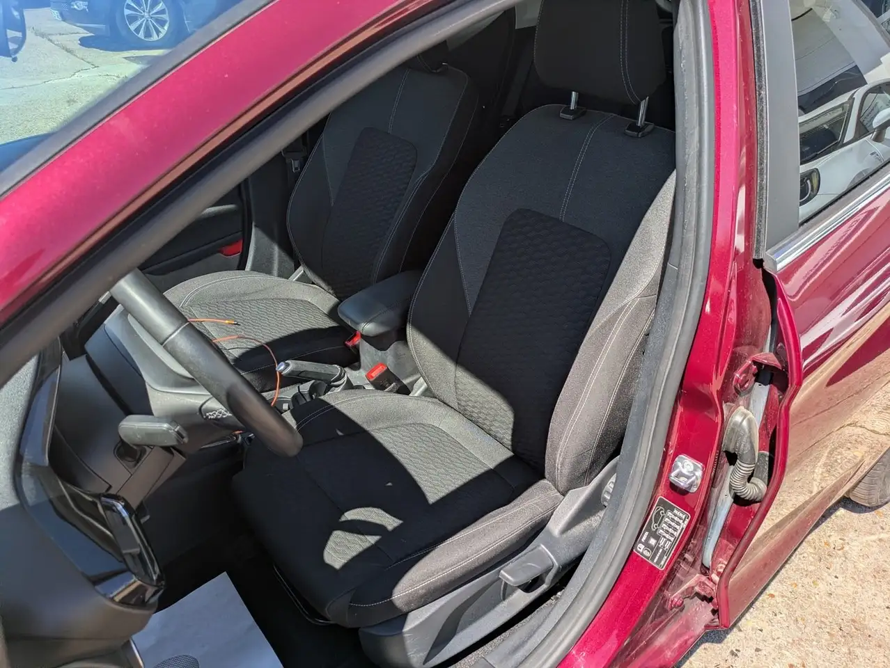 Ford Fiesta Active — photo 17